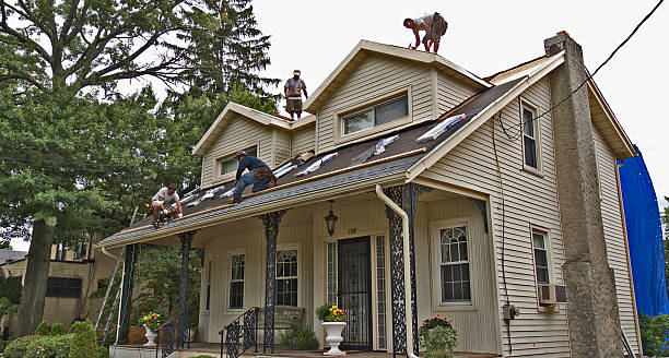 Best Emergency Roof Repair  in Santa Clara, NM